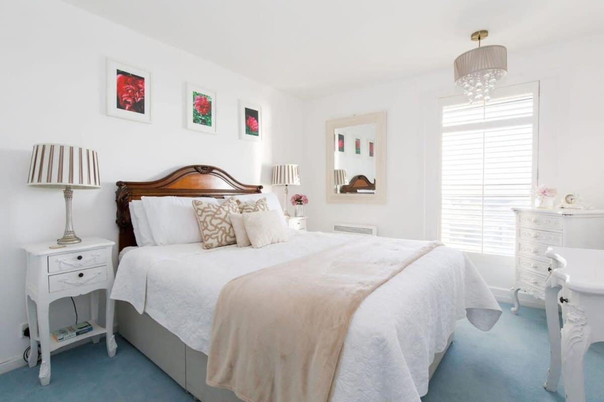 Two Bed Seafront Escape In East Wittering Appartement Buitenkant foto