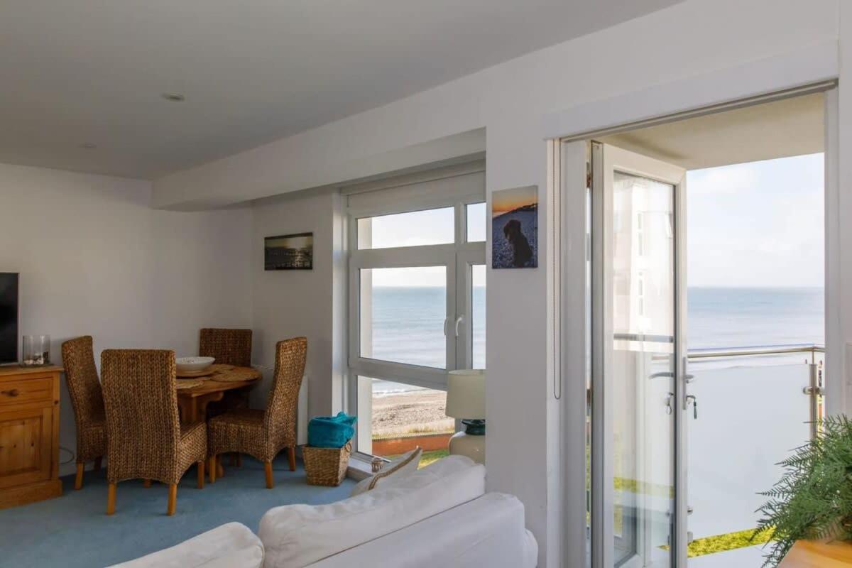 Two Bed Seafront Escape In East Wittering Appartement Buitenkant foto