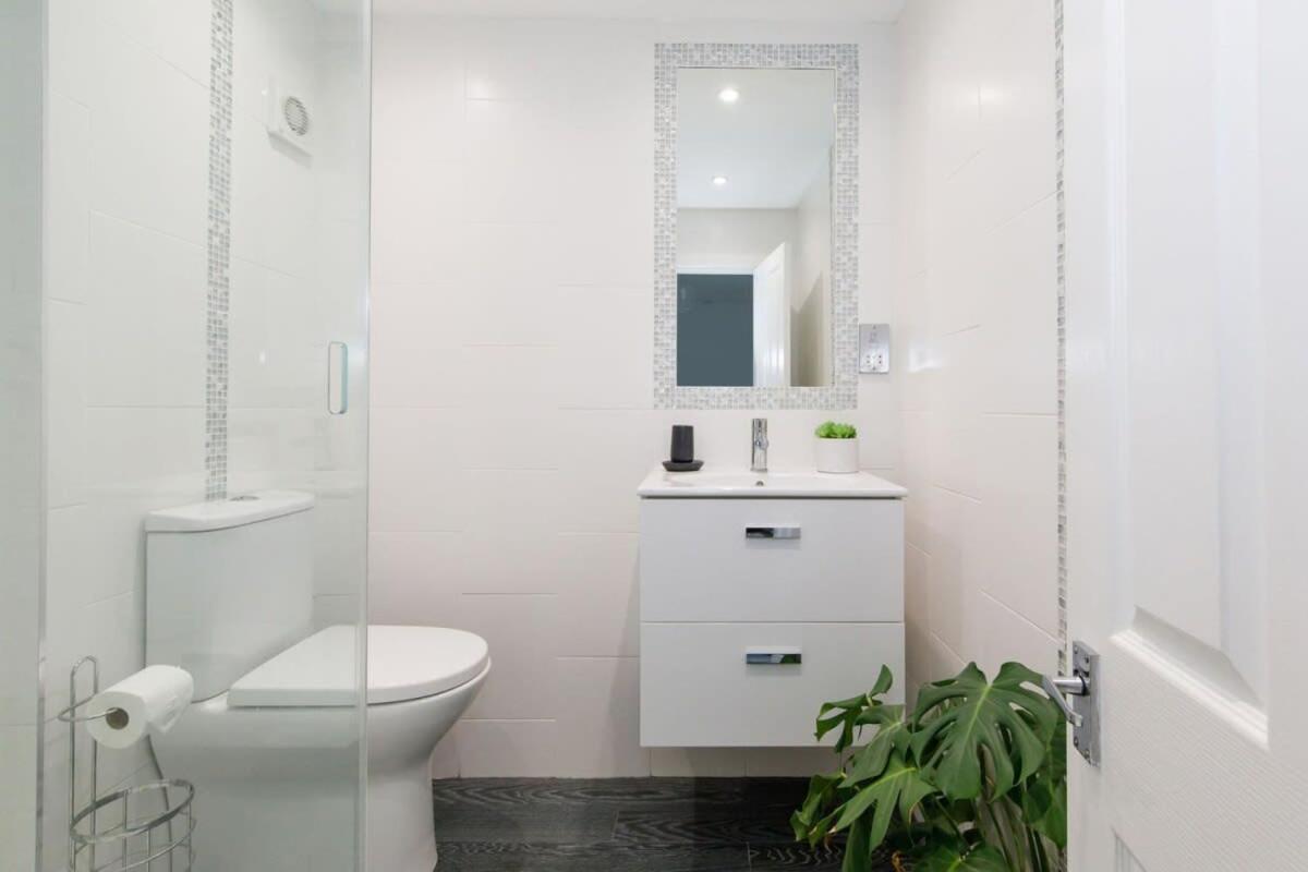 Two Bed Seafront Escape In East Wittering Appartement Buitenkant foto