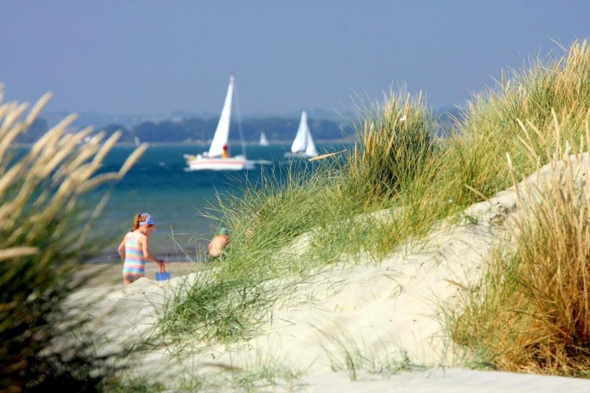 Two Bed Seafront Escape In East Wittering Appartement Buitenkant foto